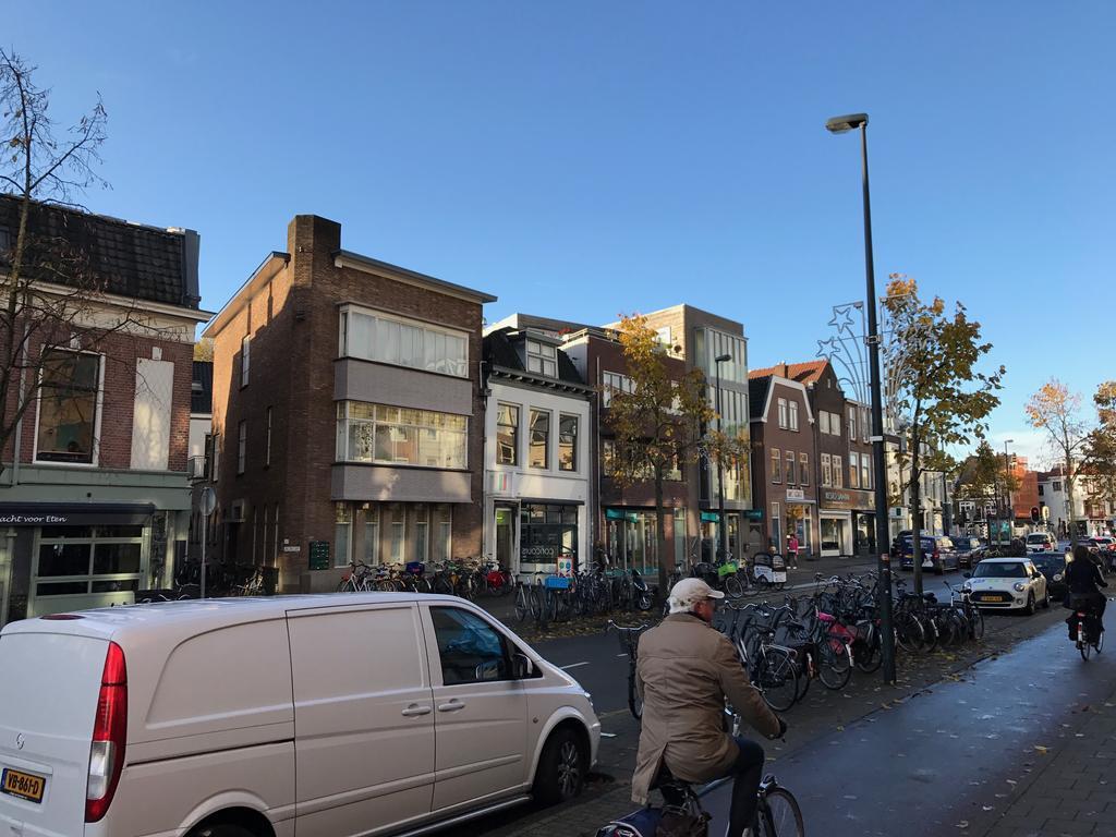 Stone Hotel & Hostel Utrecht Bagian luar foto