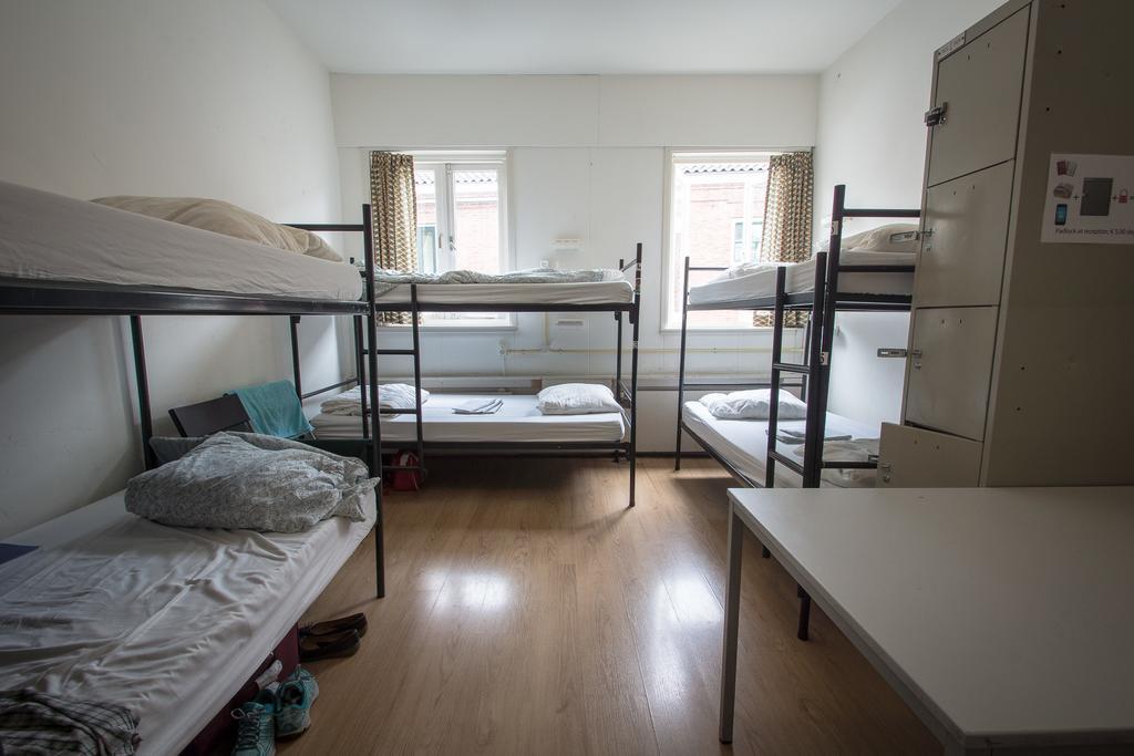 Stone Hotel & Hostel Utrecht Ruang foto